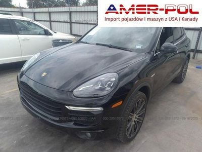 Czarny Używany 2015 Porsche Cayenne SUV | 112 000 zł