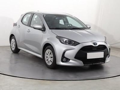 Srebrny Używany 2022 Toyota Yaris Hatchback | 73 999 zł