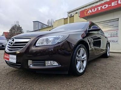 Brązowy Używany 2011 Opel Insignia Sedan/Limuzyna | 32 900 zł (Dość drogi)