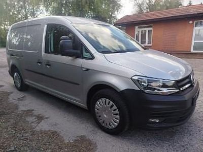 Używany VW Caddy 102 KM (75 kW) 2018 Srebrny (metalik) Minivan