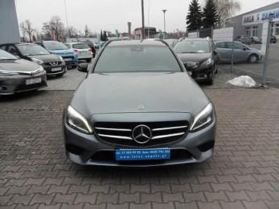 Używany Mercedes A220 194 KM (142 kW) 2019 Szary Kombi