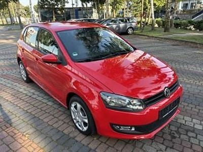 Czerwony Używany 2011 VW Polo Hatchback | 22 700 zł (Uczciwa cena)