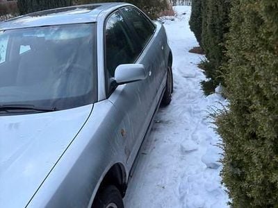 używany Audi A4 b5 1.8 97r