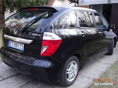 Honda FR-V