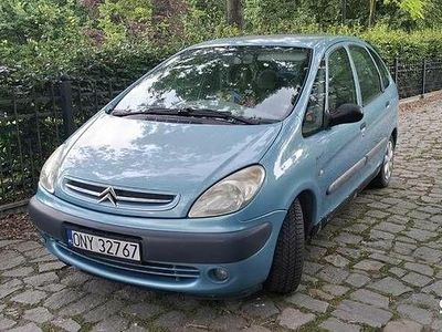 Niebieski Używany 2000 Citroën Xsara Picasso Minivan | 4000 zł (Dość drogi)