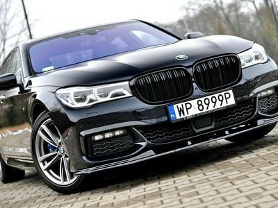 Niebieski (metalik) Używany 2018 BMW 730 Sedan/Limuzyna | 219 900 zł