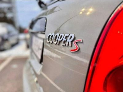 Szary Używany 2018 Mini Cooper S Countryman SUV | 76 800 zł