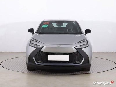 Srebrny Używany 2024 Toyota C-HR SUV | 107 999 zł (Dość drogi)