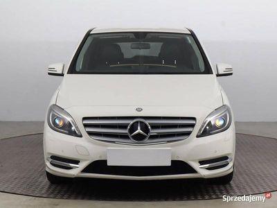 Mercedes B180