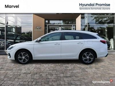 Używany Hyundai i30 120 KM (88 kW) 2024 Biały (metalik) Kombi