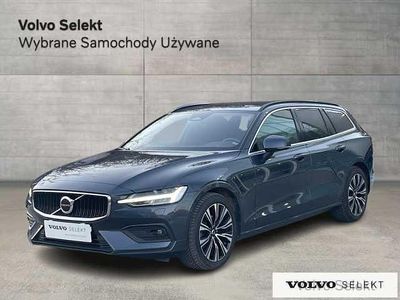 Używany Volvo V60 197 KM (144 kW) 2023 Niebieski Kombi