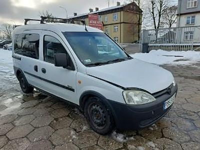 Biały Używany 2002 Opel Combo Minivan | 3500 zł