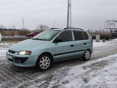 Używany Mitsubishi Space Star 2004 Beżowy Minivan