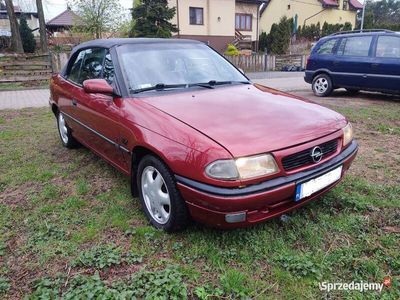 używany Opel Astra Cabriolet bertone