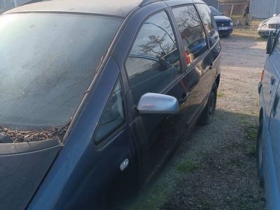 używany Seat Alhambra 1.9 TDI na części