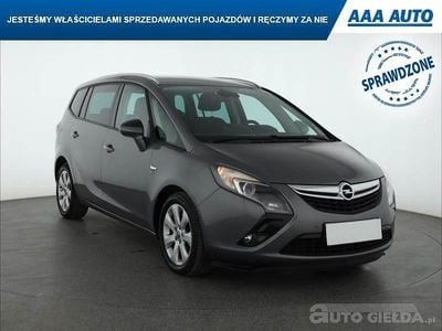 Używany Opel Zafira 2016 Szary Minivan