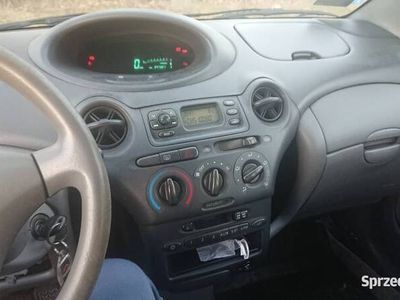 używany Toyota Yaris Yaris