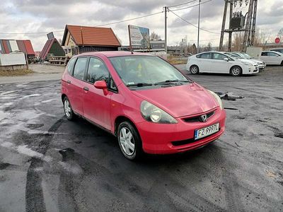 Używany Honda Jazz 83 KM (61 kW) 2002 Czerwony Hatchback