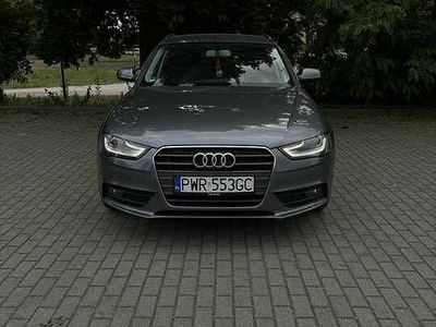 Używany Audi A4 2012 Szary Kombi