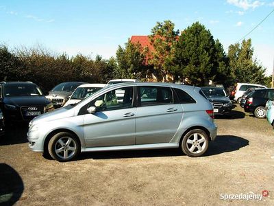 Mercedes B180