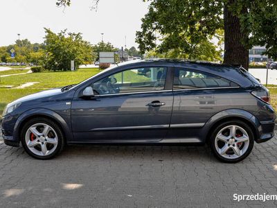 Opel Astra GTC