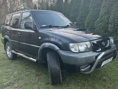 Używany Nissan Terrano 2000 Czarny SUV