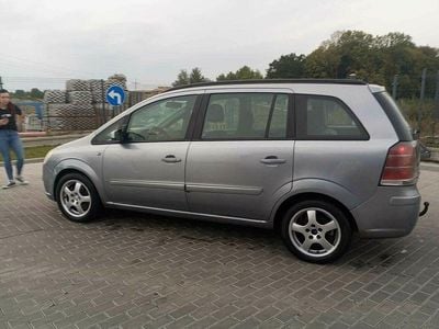 Używany Opel Zafira 2006 Srebrny Minivan