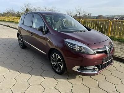 Używany Renault Scénic III Bose Edition 110 KM (80 kW) 2015 Bordowy Minivan