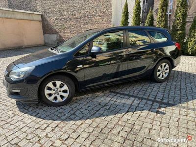 używany Opel Astra 2015r