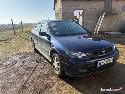 Używany Opel Astra 2001 Granatowy Hatchback
