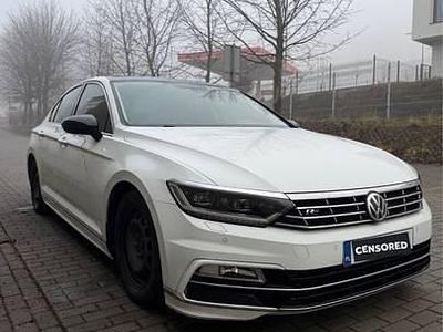 Biały Używany 2016 VW Passat Highline Sedan/Limuzyna | 58 000 zł (Uczciwa cena)