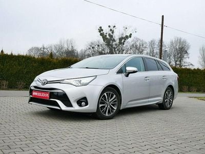 Srebrny Używany 2016 Toyota Avensis Sol Kombi | 53 900 zł (Uczciwa cena)