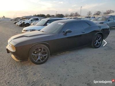 Czarny Używany 2018 Dodge Challenger Coupe | 28 999 zł
