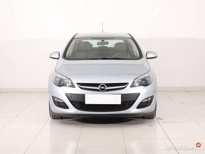 Używany Opel Astra 2016 Srebrny Sedan/Limuzyna