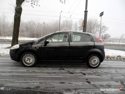 Niebieski ciemny Używany 2007 Fiat Grande Punto Hatchback | 10 800 zł (Uczciwa cena)