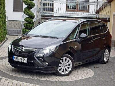 używany Opel Zafira 2dm 165KM 2012r. 157 000km