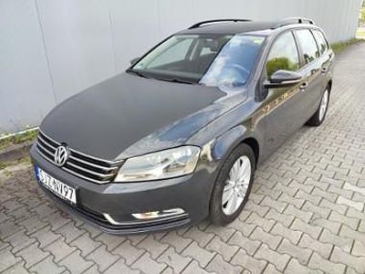 Szary Używany 2013 VW Passat Trendline Kombi | 27 000 zł (Uczciwa cena)