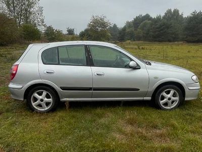 używany Nissan Almera 