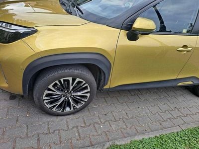 Żółtozłoty Używany 2022 Toyota Yaris Cross Executive SUV | 119 000 zł