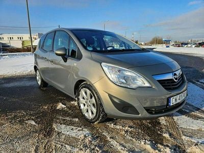 Używany Opel Meriva 120 KM (88 kW) 2012 Szary (metalik) Minivan