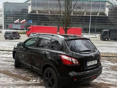 Czarny Używany 2011 Nissan Qashqai SUV | 31 500 zł (Uczciwa cena)