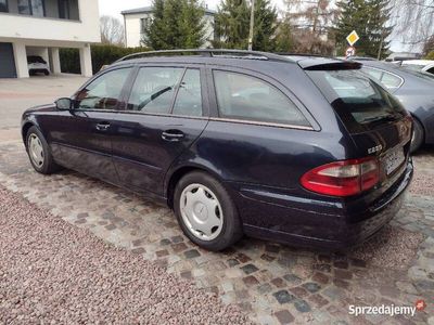 Używany 2003 Mercedes E220 Kombi | 9999 zł