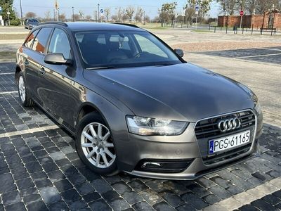 Szary Używany 2012 Audi A4 Kombi | 37 999 zł (Uczciwa cena)