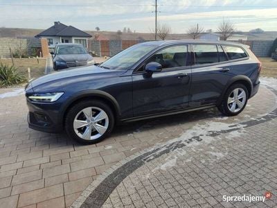 Volvo V60 CC