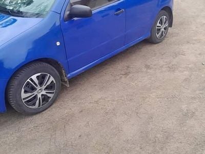 Niebieski Używany 2004 Skoda Fabia | 2999 zł (Uczciwa cena)