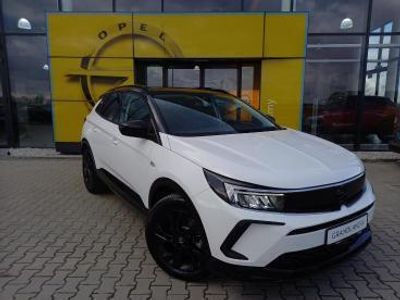 Używany Opel Grandland X GS Line 130 KM (95 kW) 2022 Biały SUV