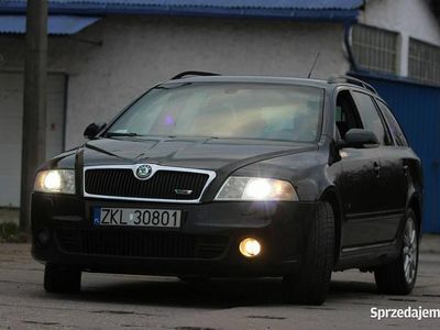 Używany Skoda Octavia RS 170 KM (125 kW) 2007 Czarny Sedan/Limuzyna