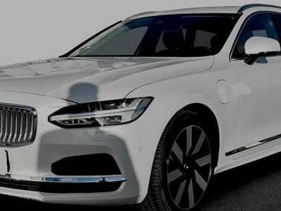 Używany Volvo V90 253 KM (186 kW) 2025 Biały Kombi