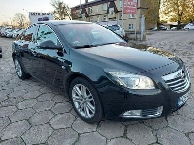 Używany Opel Insignia 130 KM (95 kW) 2013 Czarny Sedan/Limuzyna