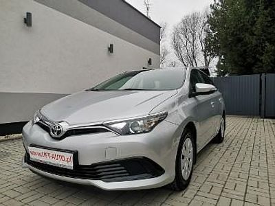 Srebrny Używany 2015 Toyota Auris Sedan/Limuzyna | 48 900 zł (Drogi)